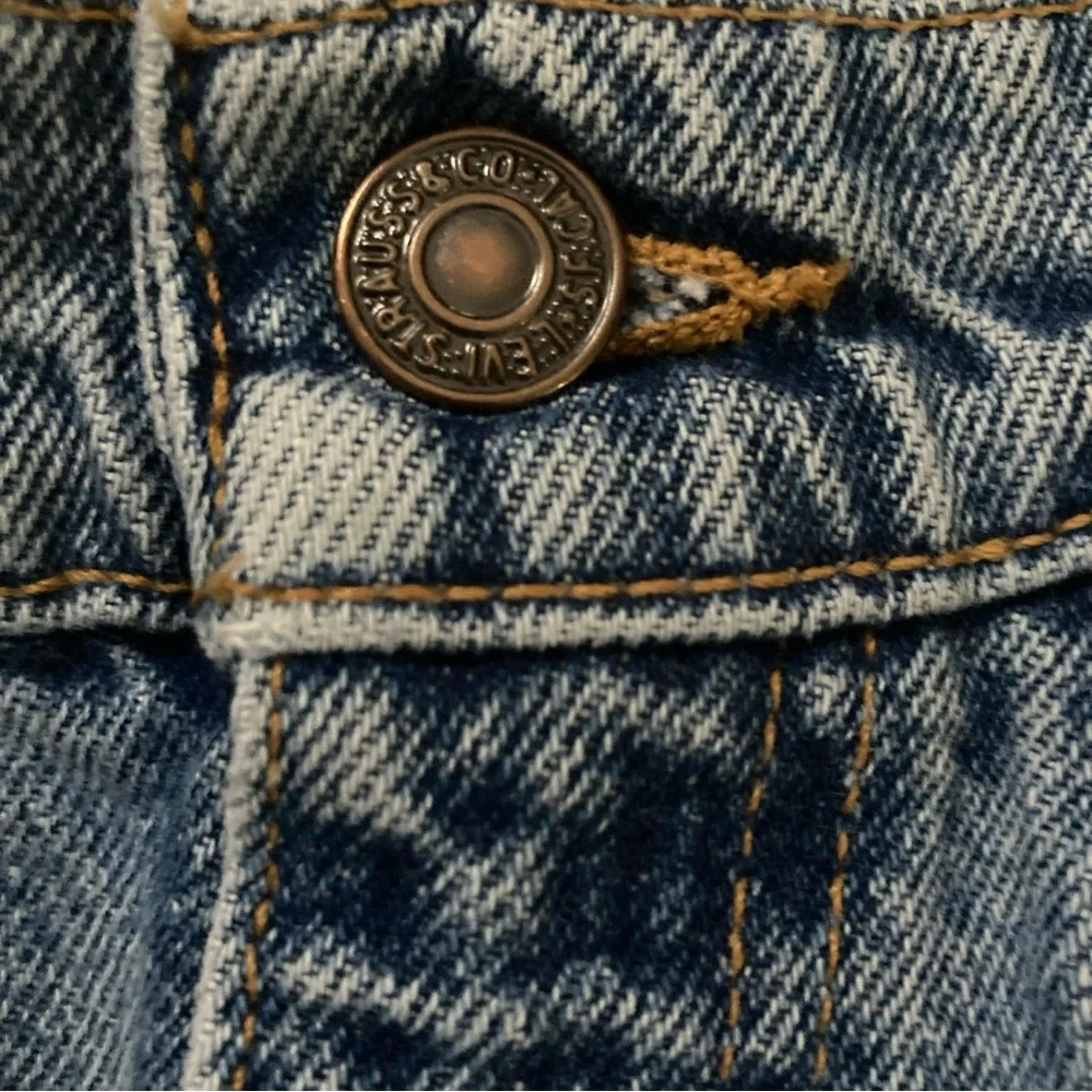 Levi’s Vintage 90s 550‎ Relaxed Fit Jeans White Tab Medium Wash Boys 10 Slim